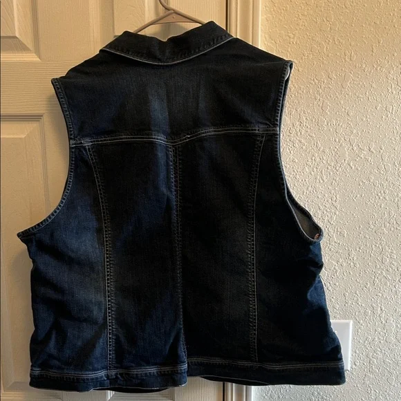 CJ Banks Indigo Denim Vest - Picture 3 of 3